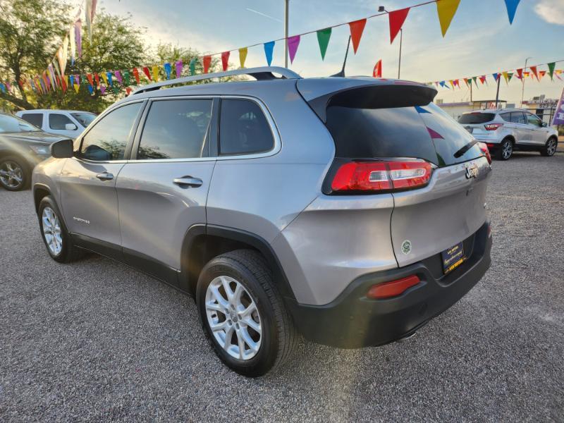Jeep Cherokee Latitude FWD 2018