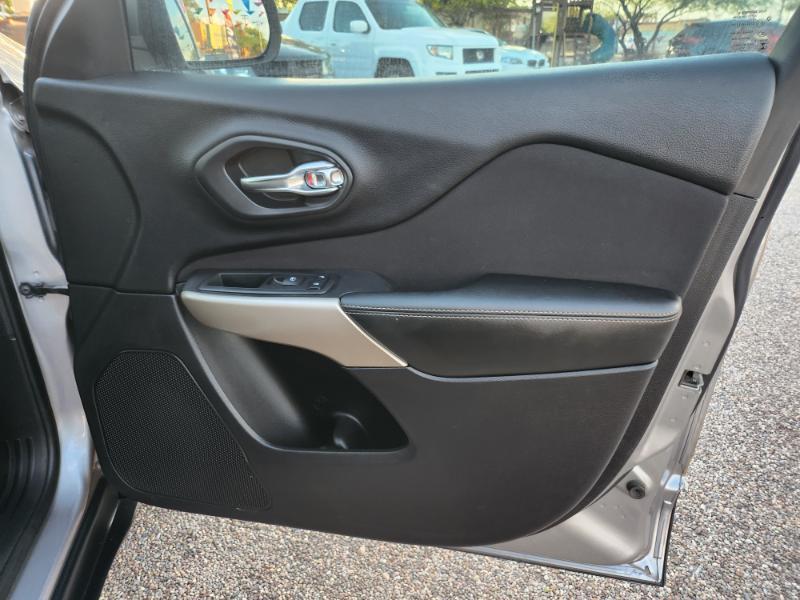 Jeep Cherokee Latitude FWD 2018