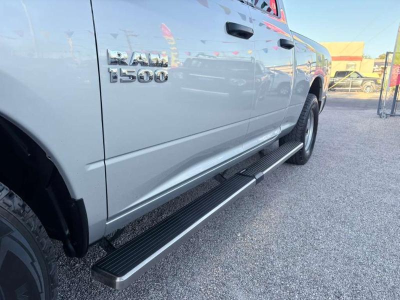 RAM 1500 Tradesman Quad Cab 2WD 2018