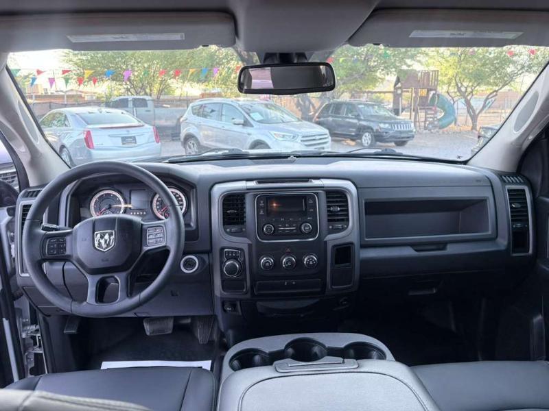 RAM 1500 Tradesman Quad Cab 2WD 2018