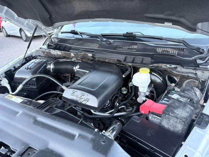 RAM 1500 Tradesman Quad Cab 2WD 2018