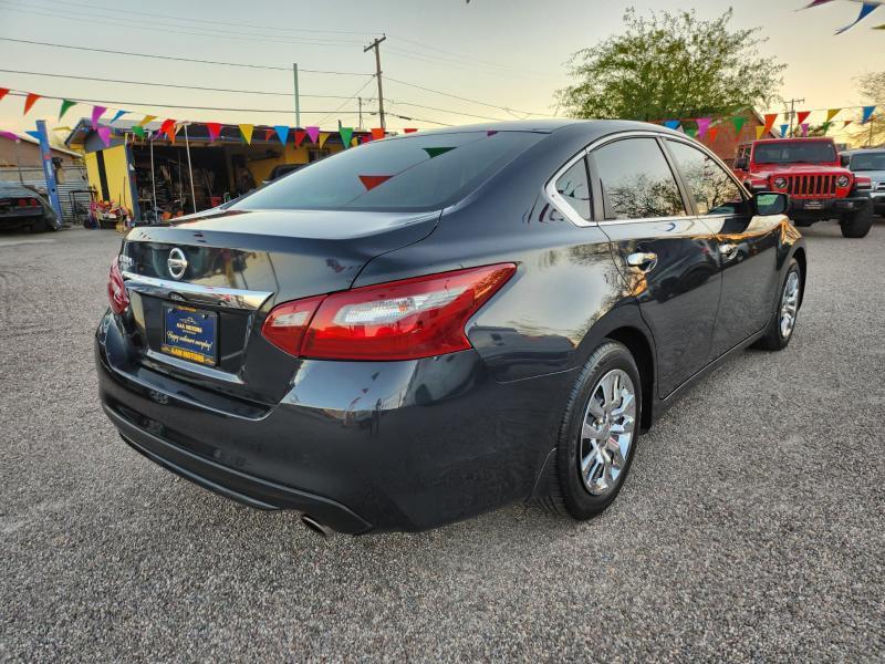 Nissan Altima 2.5 SV 2018