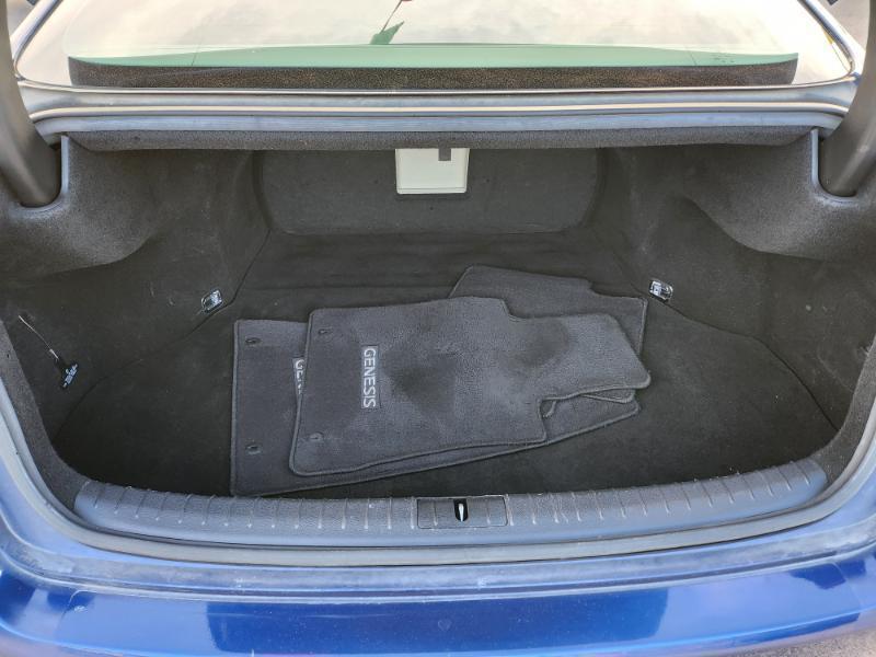 Hyundai Genesis 5.0L RWD 2015