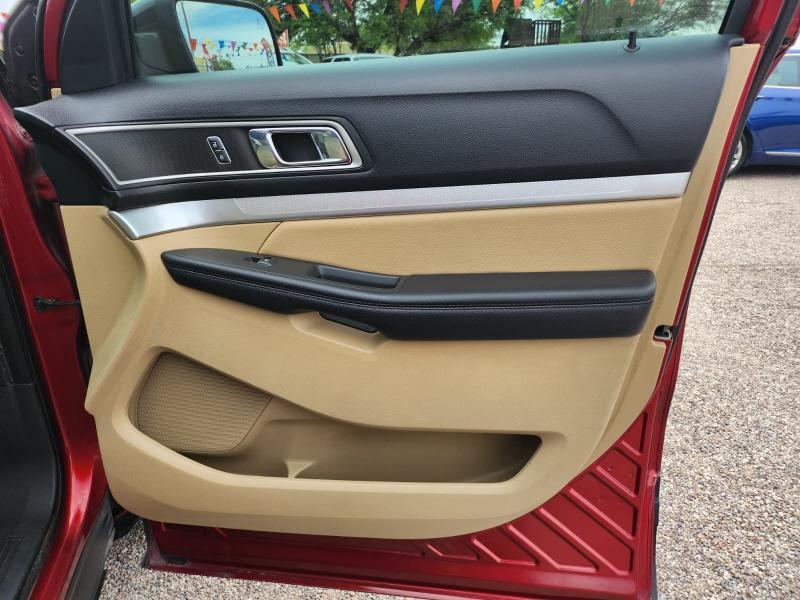 Ford Explorer XLT 4WD 2017