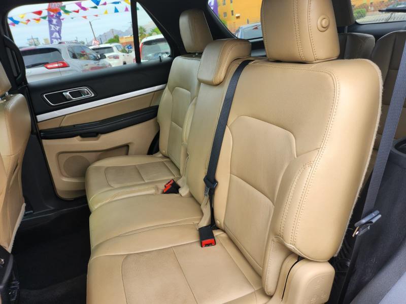 Ford Explorer XLT 4WD 2017