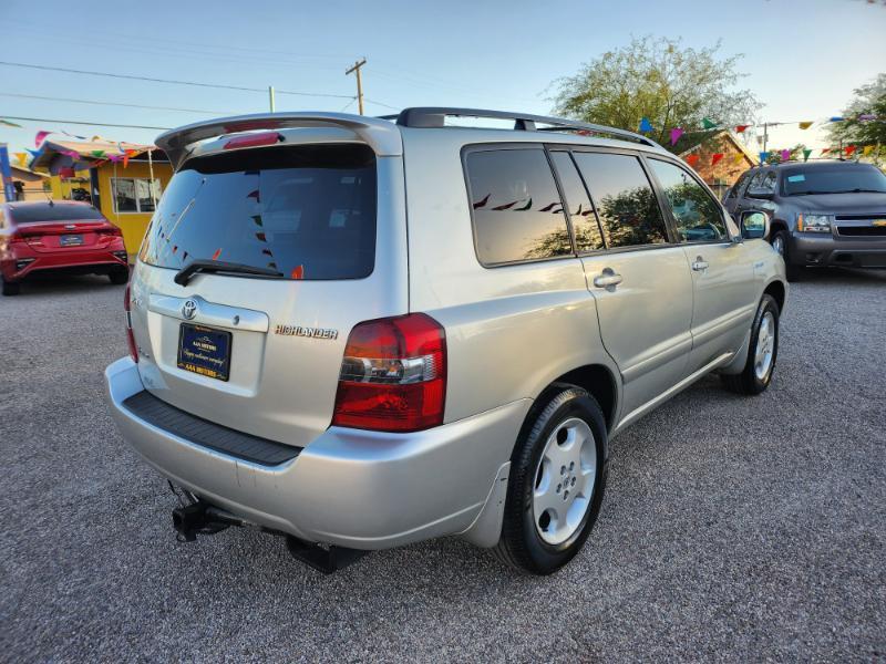 Toyota Highlander V6 4WD 2005