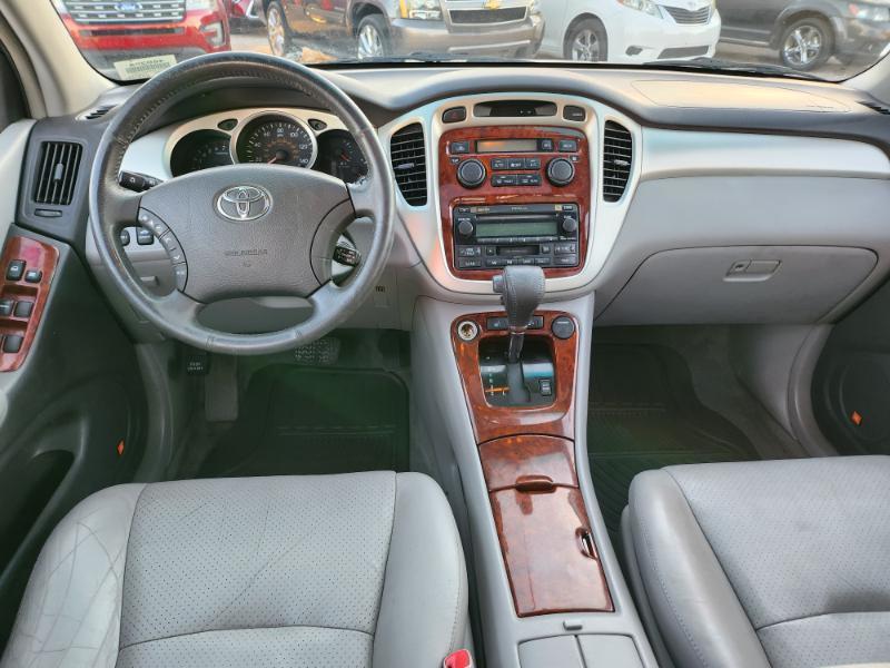 Toyota Highlander V6 4WD 2005