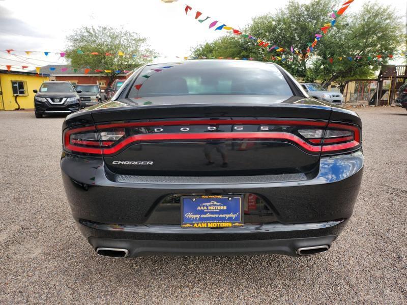 Dodge Charger SE 2016