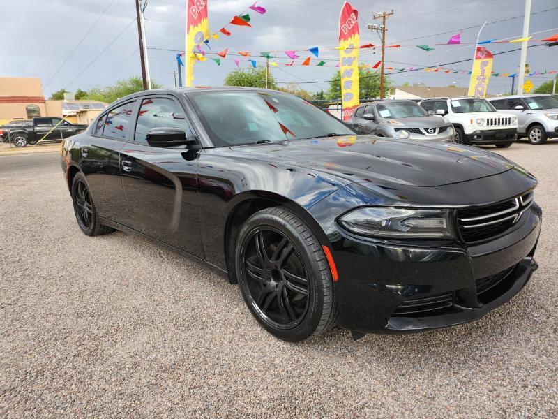 Dodge Charger SE 2016
