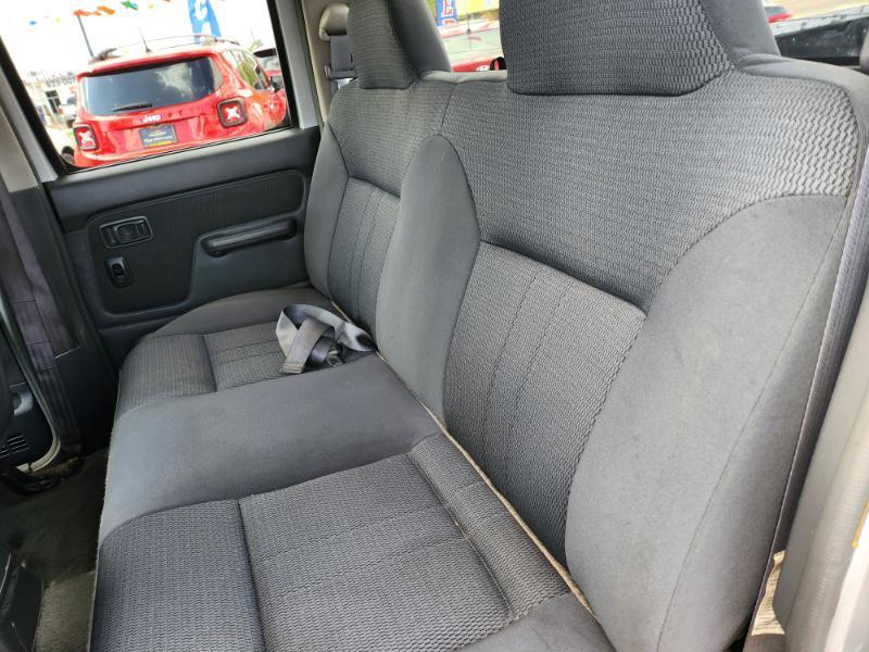 Nissan Frontier XE-V6 Crew Cab Long Bed 2WD 2002