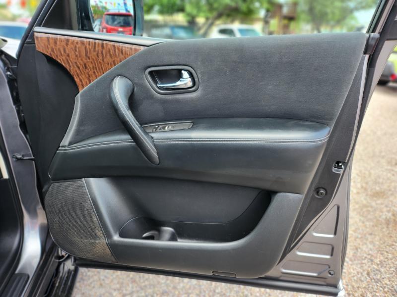 Nissan Armada SV AWD 2017