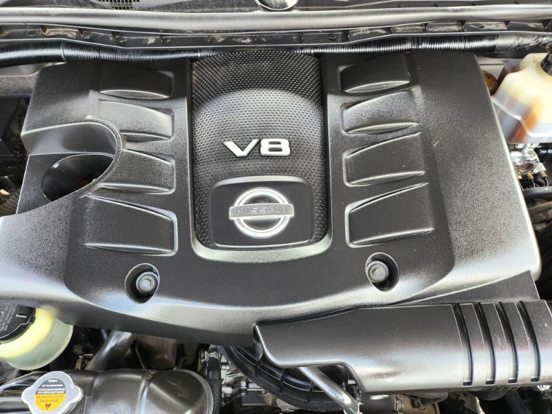 Nissan Armada SV AWD 2017