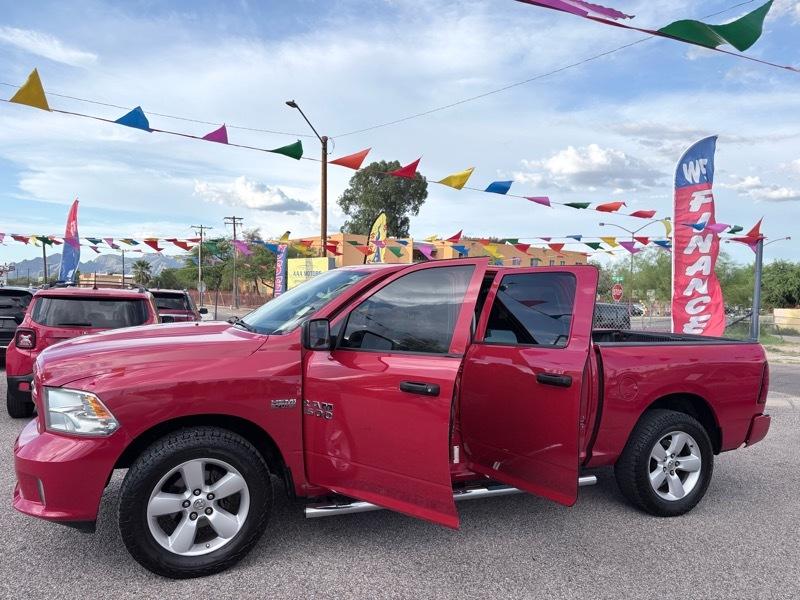 RAM 1500 Tradesman Crew Cab SWB 2WD 2013