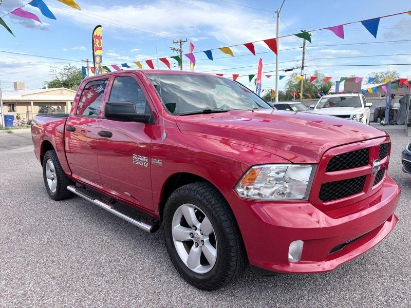 RAM 1500 Tradesman Crew Cab SWB 2WD 2013