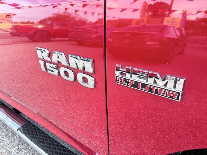 RAM 1500 Tradesman Crew Cab SWB 2WD 2013