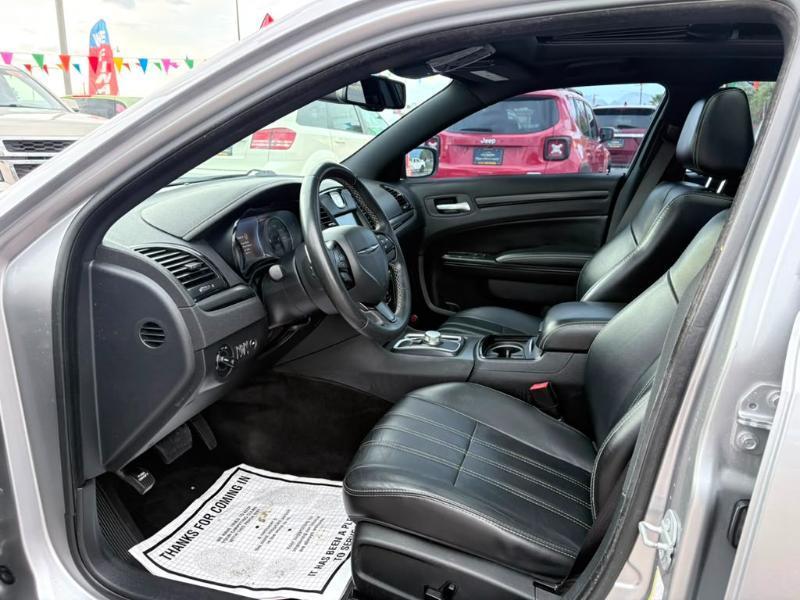 Chrysler 300 S V6 RWD 2015