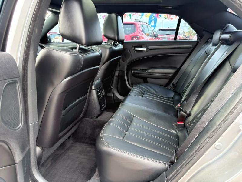 Chrysler 300 S V6 RWD 2015