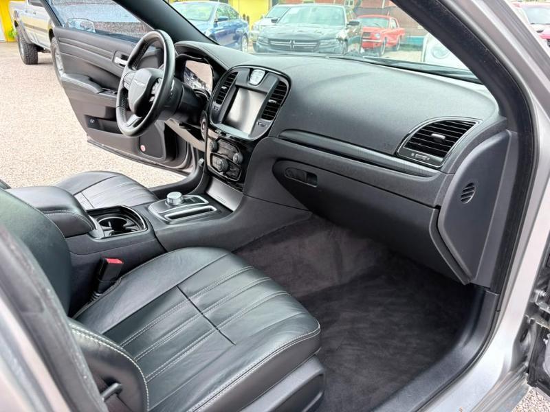 Chrysler 300 S V6 RWD 2015