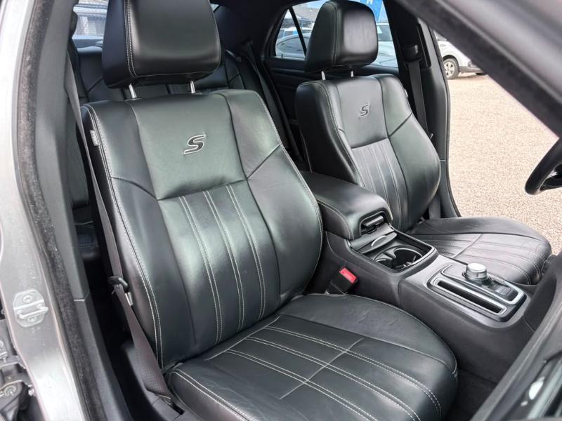 Chrysler 300 S V6 RWD 2015