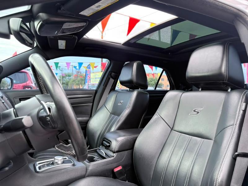 Chrysler 300 S V6 RWD 2015