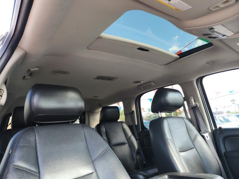 GMC Yukon SLT 4WD 2013