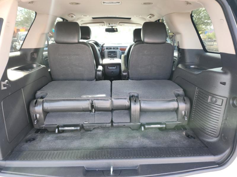 GMC Yukon SLT 4WD 2013