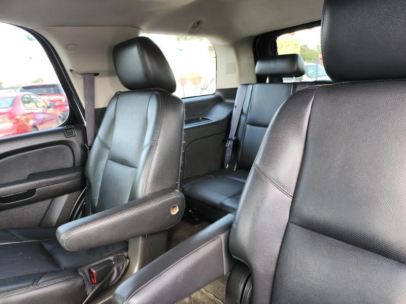 GMC Yukon SLT 4WD 2013