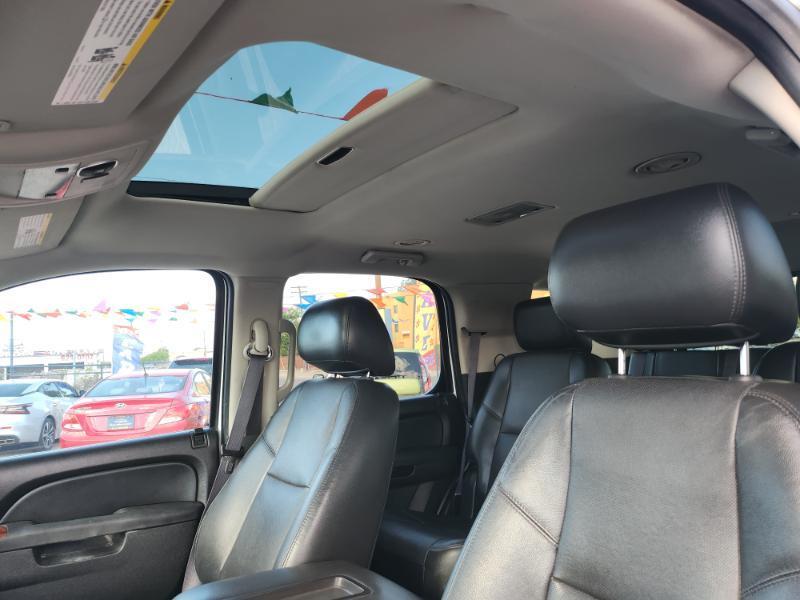 GMC Yukon SLT 4WD 2013