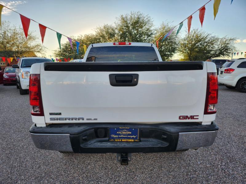 GMC Sierra photo 4