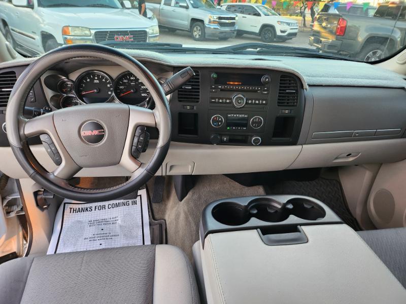 GMC Sierra photo 15