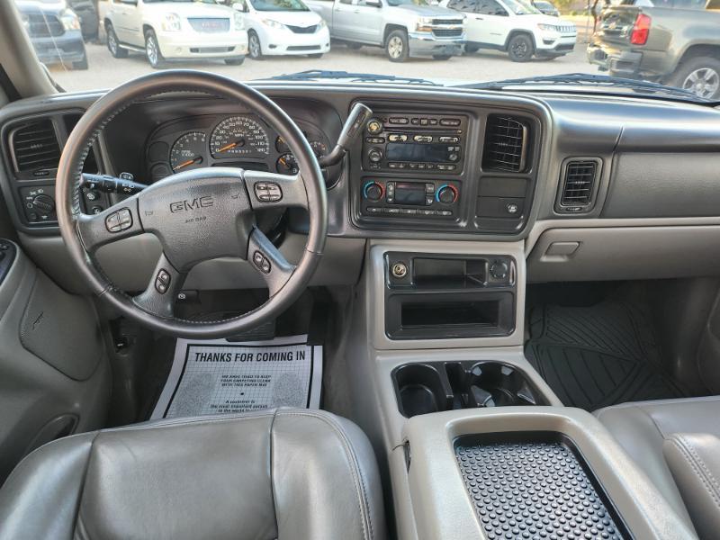 GMC Yukon photo 15