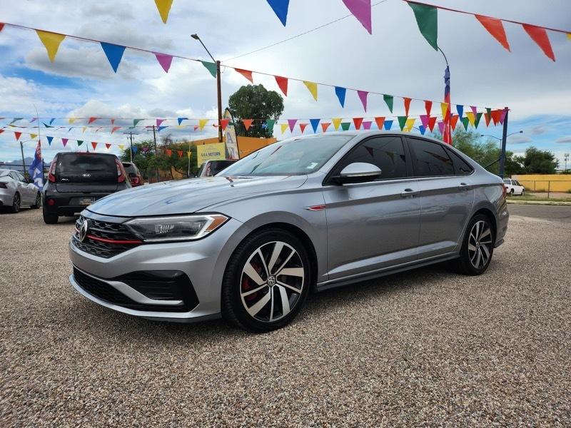 Volkswagen Jetta GLI