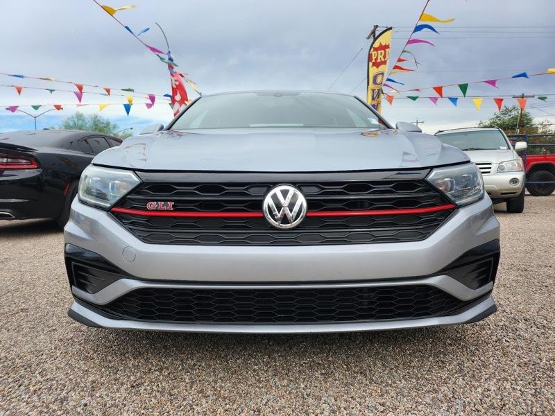 Volkswagen Jetta GLI photo 8