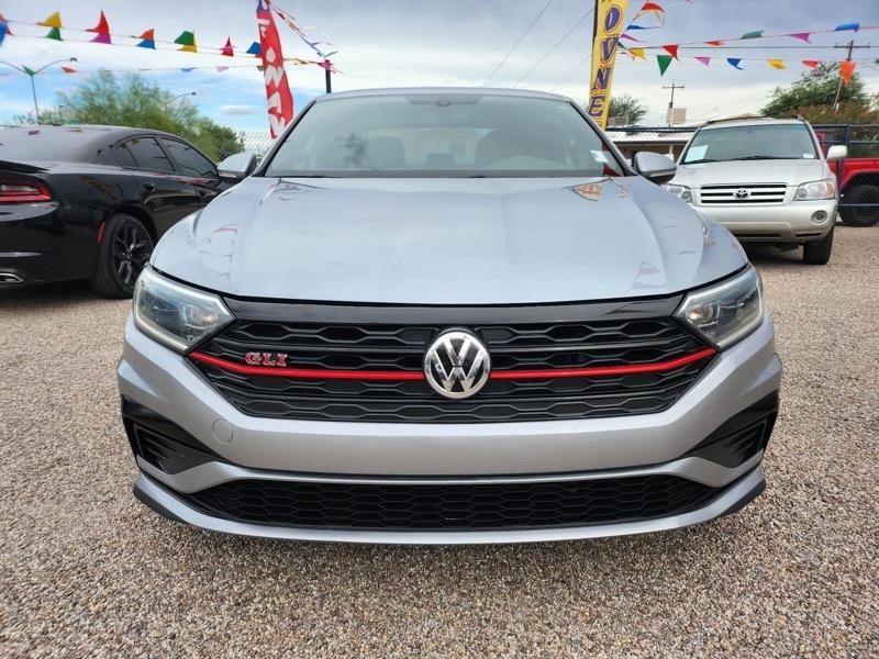 Volkswagen Jetta GLI photo 9