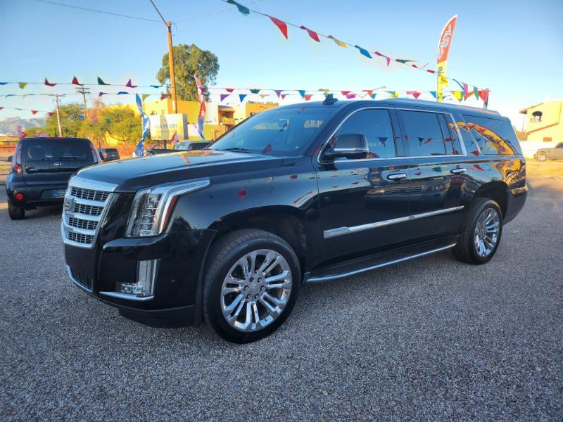 2017 Cadillac Escalade ESV Luxury 4WD