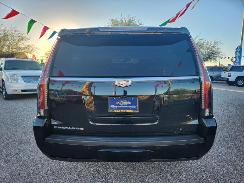 Cadillac Escalade ESV photo 4