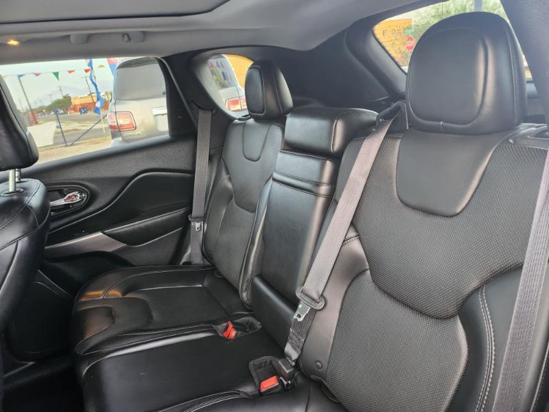Jeep Cherokee Limited FWD 2019
