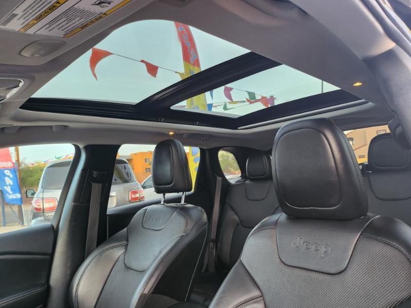 Jeep Cherokee Limited FWD 2019