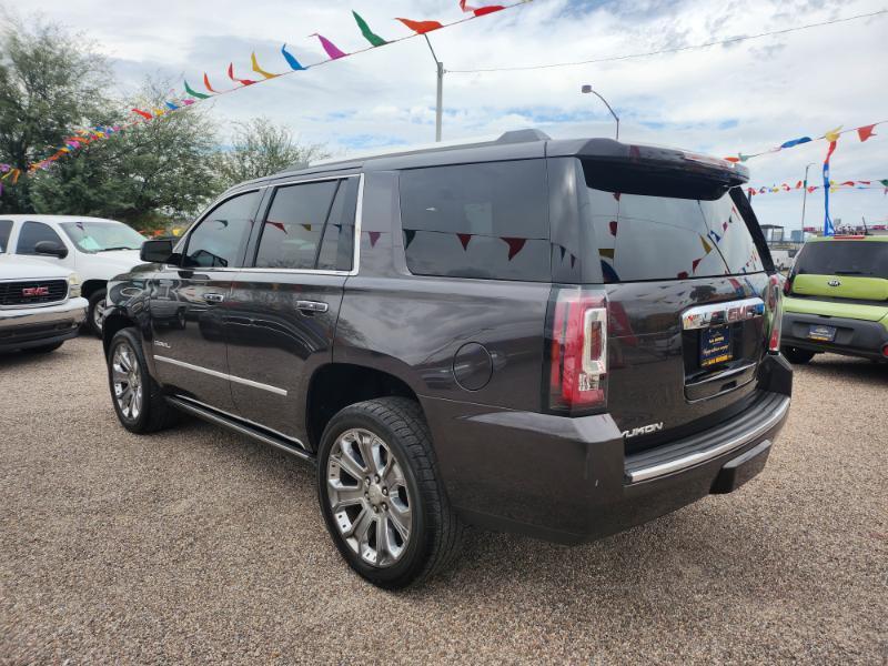 GMC Yukon photo 3