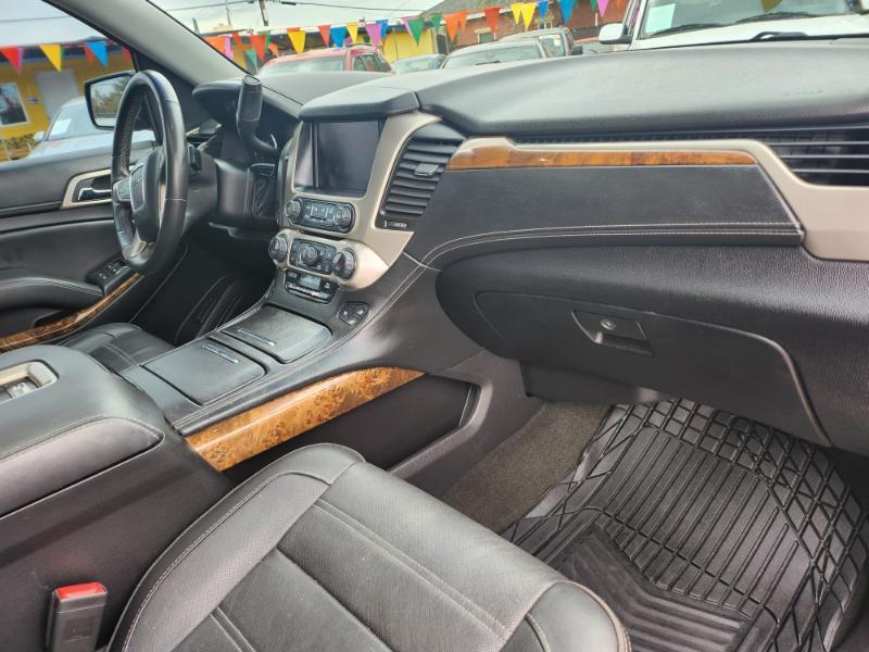 GMC Yukon photo 8