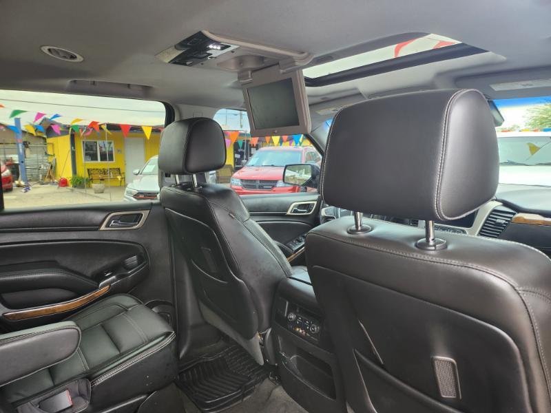 GMC Yukon photo 11