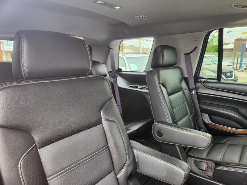 GMC Yukon photo 12