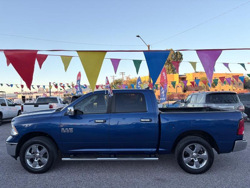 RAM 1500 Big Horn Crew Cab 2WD SWB 2016