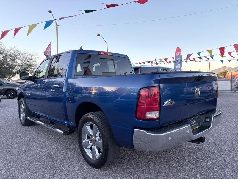 RAM 1500 Big Horn Crew Cab 2WD SWB 2016