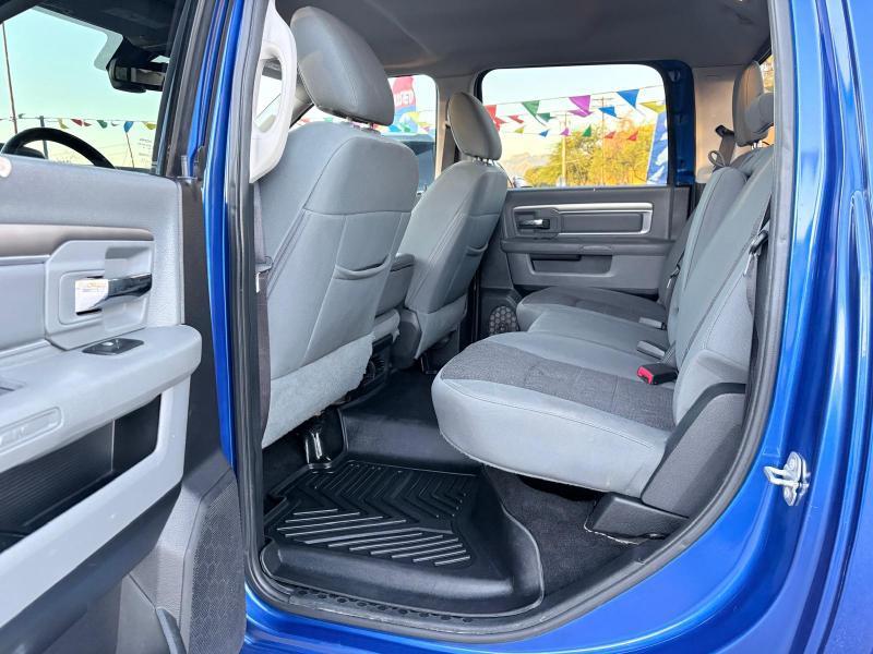 RAM 1500 Big Horn Crew Cab 2WD SWB 2016