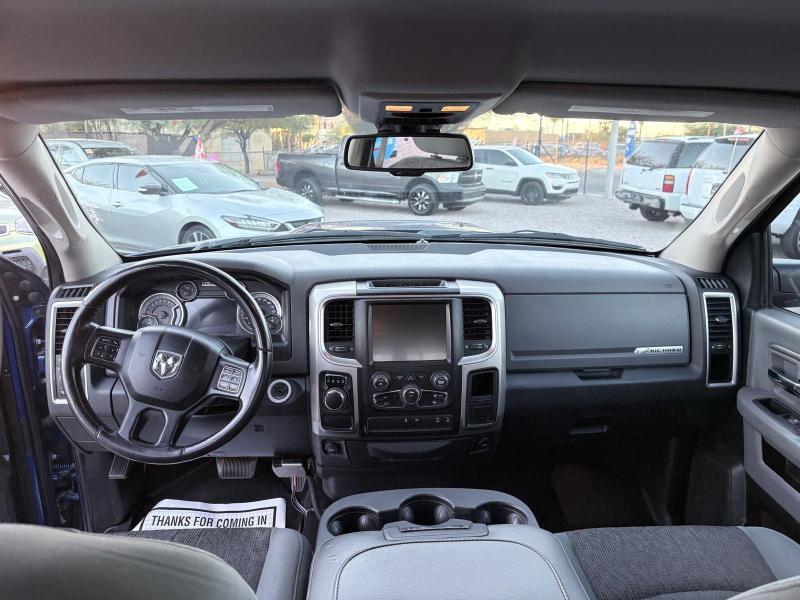 RAM 1500 Big Horn Crew Cab 2WD SWB 2016