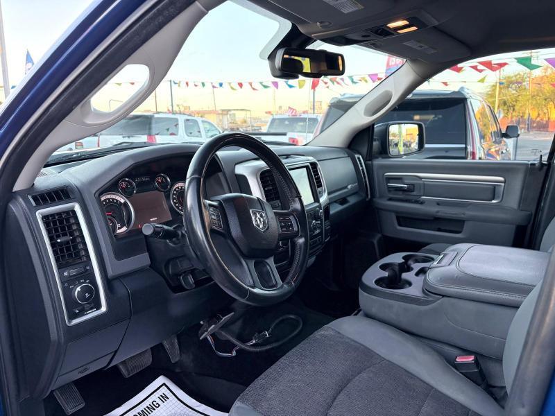 RAM 1500 Big Horn Crew Cab 2WD SWB 2016