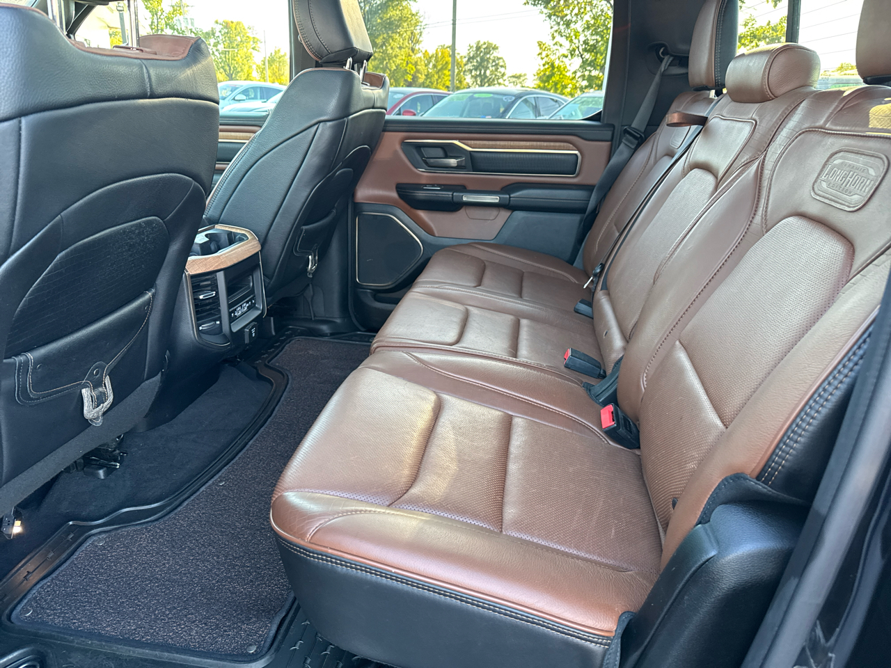 RAM 1500 4WD Crew Cab 140.5" Longhorn 2019 RAM 1500 4WD Crew Cab 140.5" Longhorn 2019