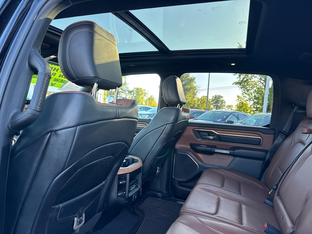 RAM 1500 4WD Crew Cab 140.5" Longhorn 2019 RAM 1500 4WD Crew Cab 140.5" Longhorn 2019