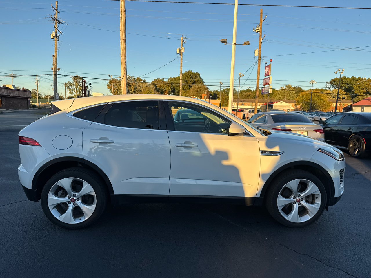 Jaguar E-Pace SE 2018 Jaguar E-Pace SE 2018